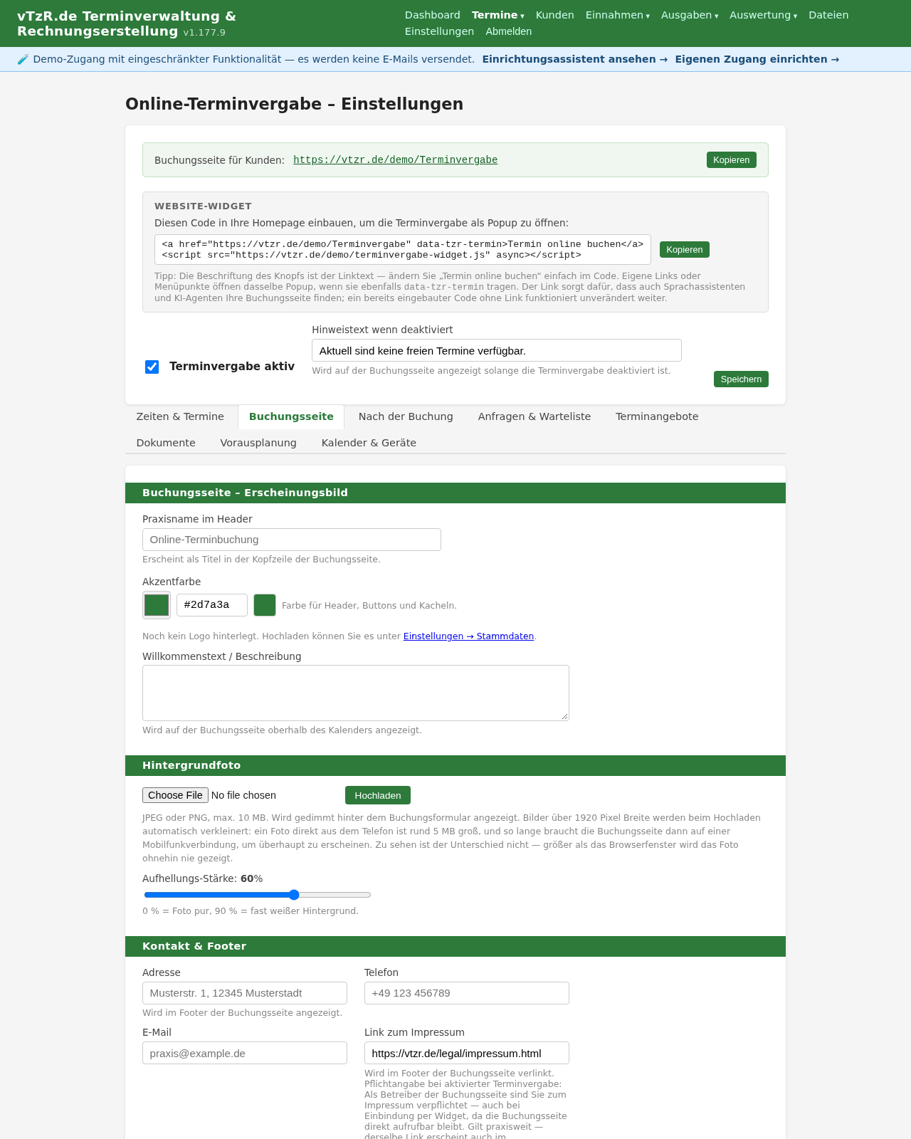 Terminvergabe-Einstellungen, Reiter „Buchungsseite“ mit Text, Akzentfarbe und Footer-Angaben